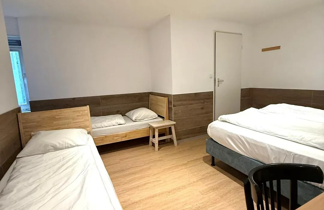 Hotel The Globe-1
